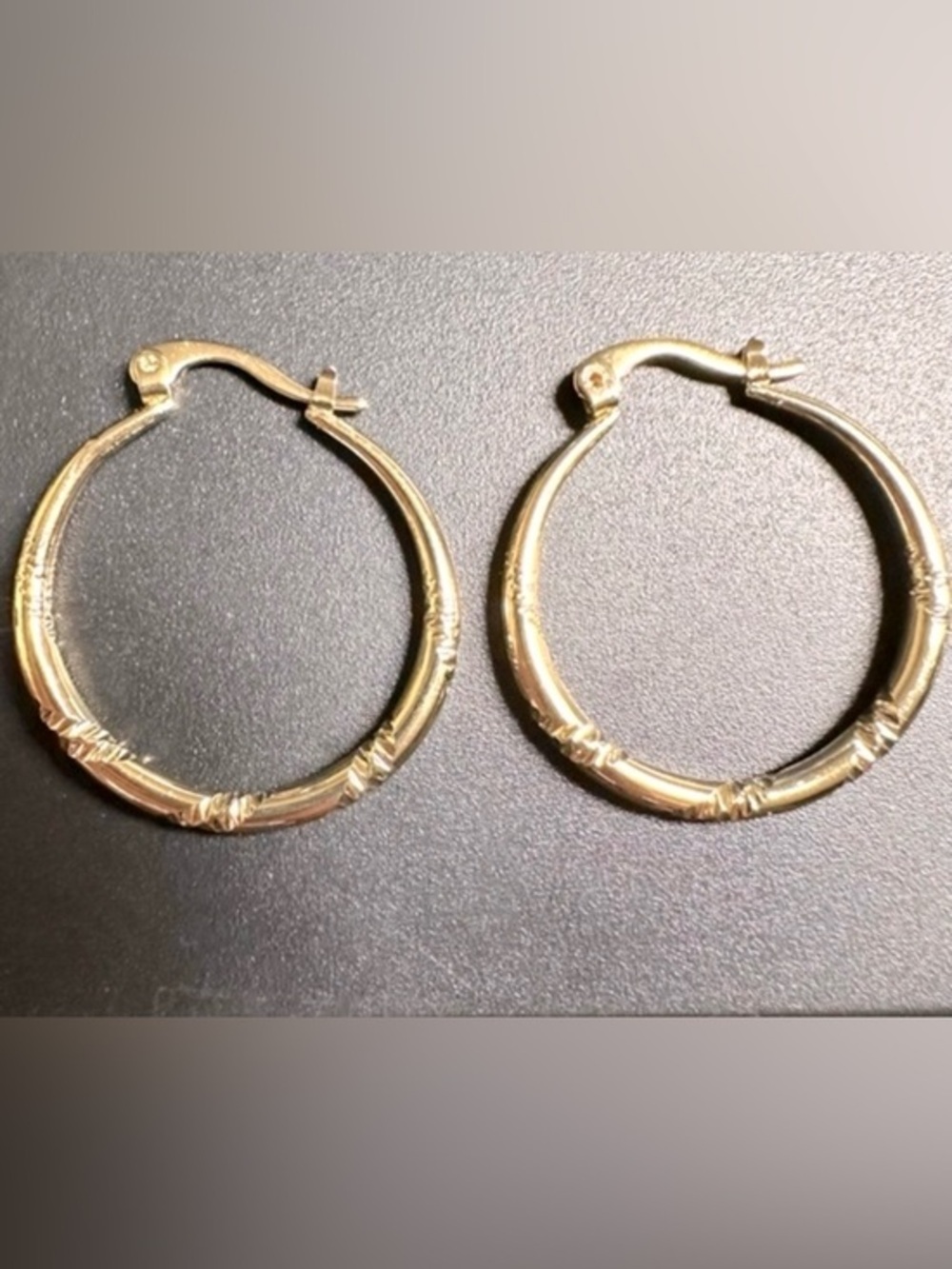 Nwt 14k Gold Vermeil etched twisted design 30mm new